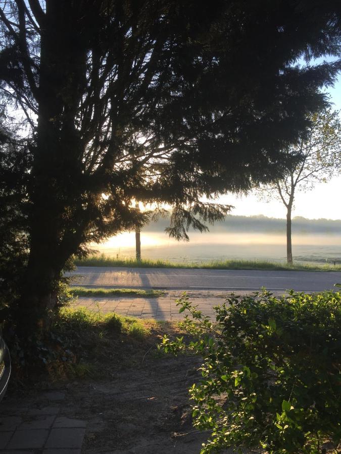 B&B Van Beijden Overasselt Exteriör bild